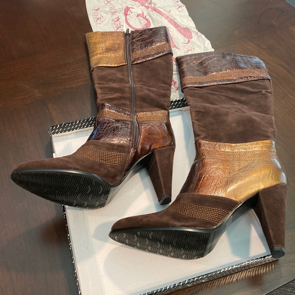 Yoki Brown Leather and Suede Boots